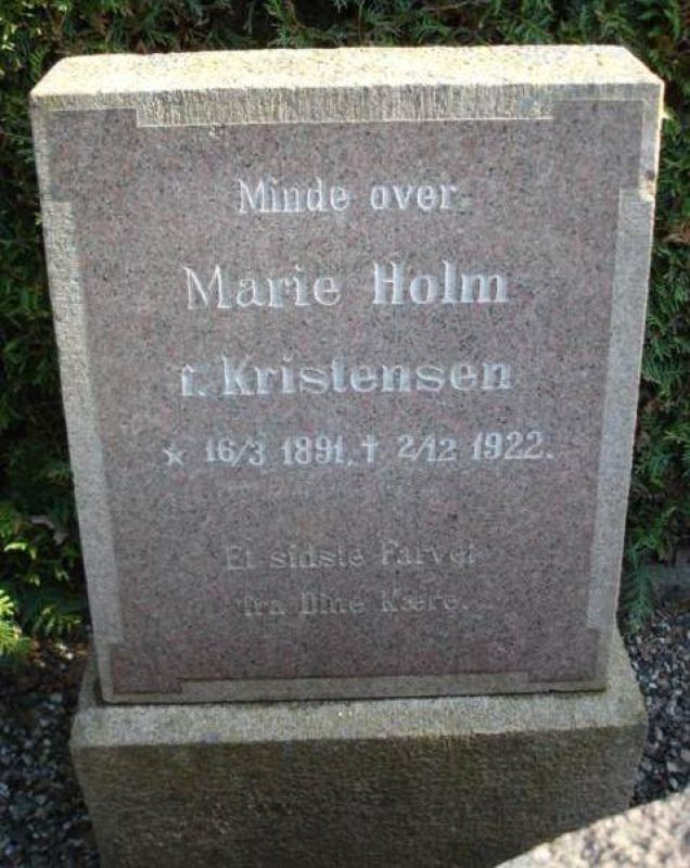 Marie Holm.jpg
